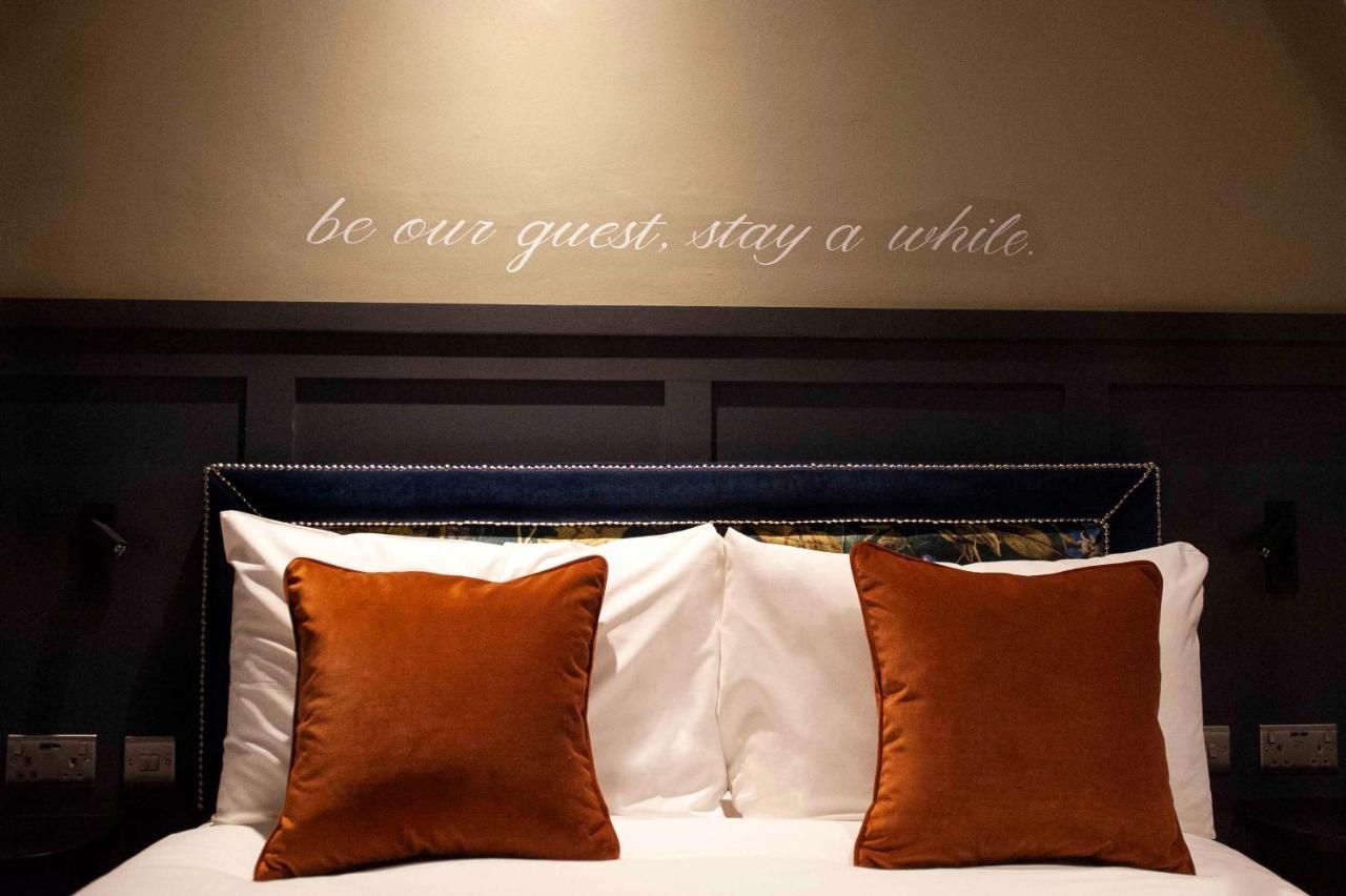 The Coachman Hotel Kilsyth Екстериор снимка