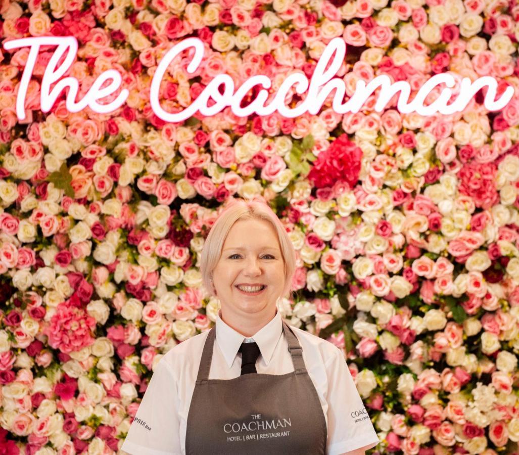 The Coachman Hotel Kilsyth Екстериор снимка