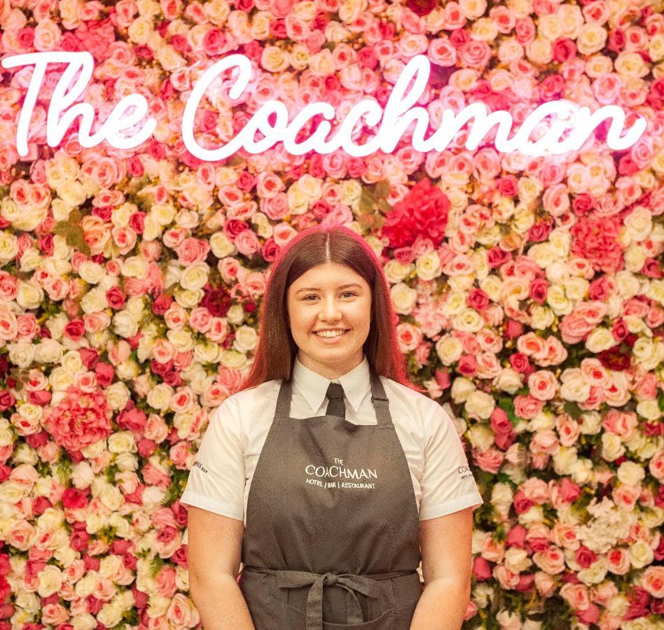 The Coachman Hotel Kilsyth Екстериор снимка