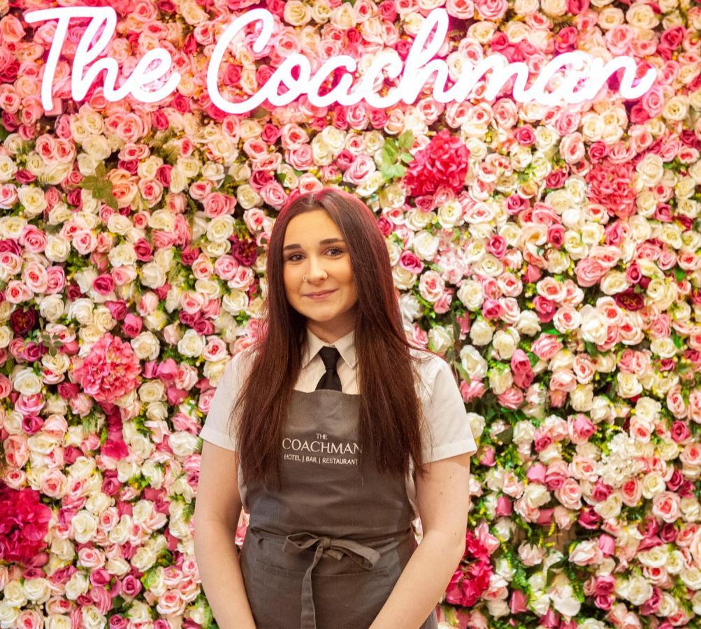 The Coachman Hotel Kilsyth Екстериор снимка