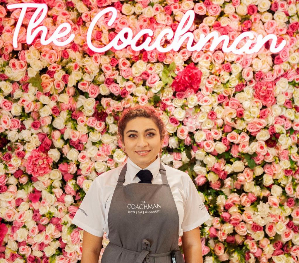 The Coachman Hotel Kilsyth Екстериор снимка