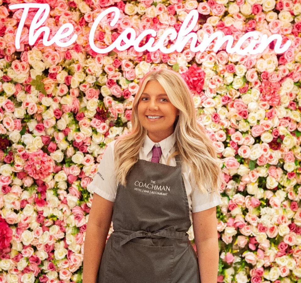 The Coachman Hotel Kilsyth Екстериор снимка